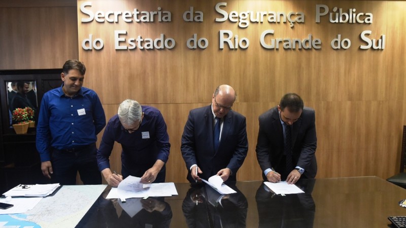 A parceria possibilitará o emprego de 20 apenados dos regimes semiaberto e aberto do Instituto Penal de Gravataí Santos e Medeiros.