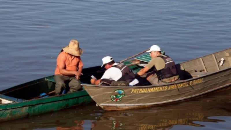 Batalhão Ambiental da Brigada Militar fiscaliza atividades de pesca no litoral