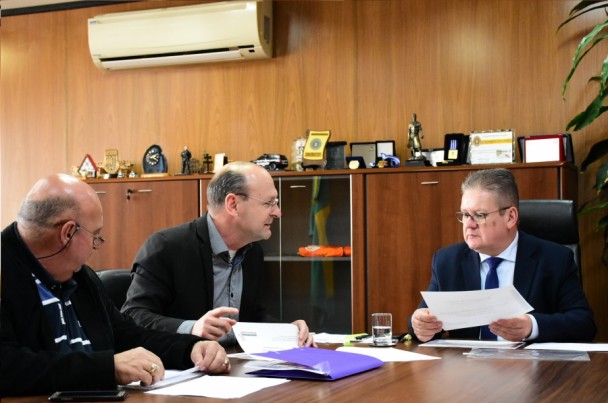 Prefeito de Cachoeirinha, Miki Breier, apresentou dados positivos do cercamento eletrônico na cidade a Ranolfo no início do mês