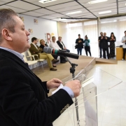 Além da entrega para a BM, foi assinado o decreto que institui a Operação Verão RS 2020