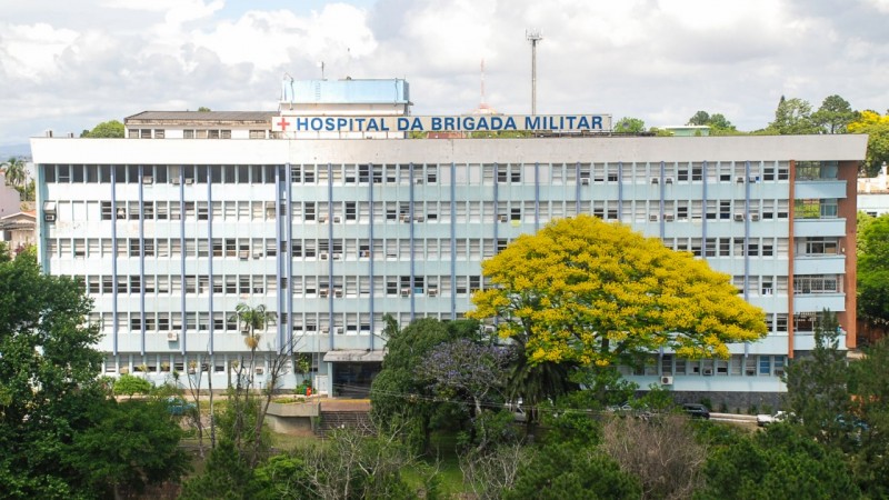 Fachada do Hospital da Brigada Militar em Porto Alegre