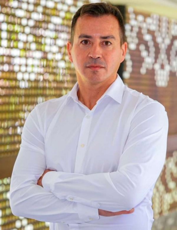 Secretario Sandro 820