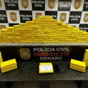 Tijolos de cocaína