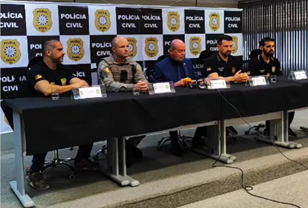 Autoridades concederam entrevista coletiva na manhã desta terça-feira (27/5)