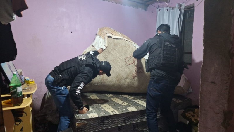 Agentes da Pol&iacute;cia Civil cumpriram mandados de pris&atilde;o e de busca e apreens&atilde;o em Porto Alegre, Gravata&iacute;, Canoas e Charqueadas